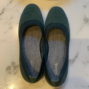 AllBirds womens, green fabric and grey wool insert flats.  Round toe.  Like new.